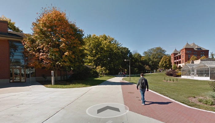 Google street view of the sidewalk between the Jischke Honors Bu