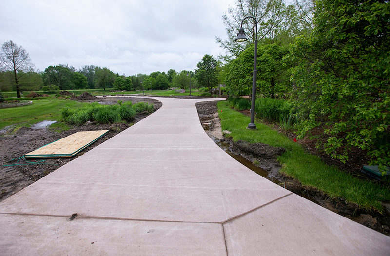 Paved pathway at Reiman Gardens
