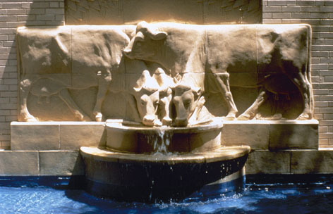 The History of Dairying mural and fountain