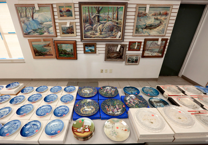 Paintings and plates