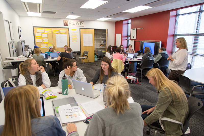 High-tech learning • Inside Iowa State for faculty and staff • Iowa State  University