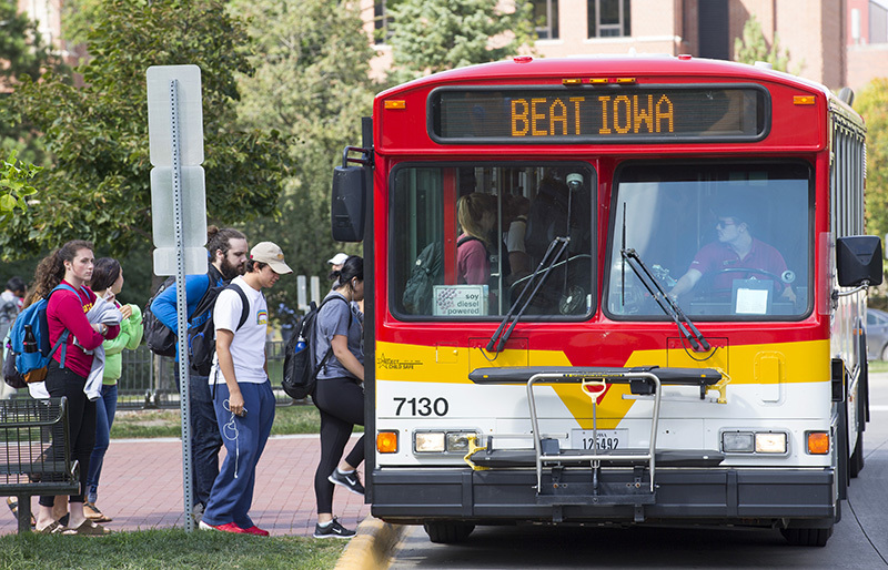 Beat Iowa sign on CyRide bus