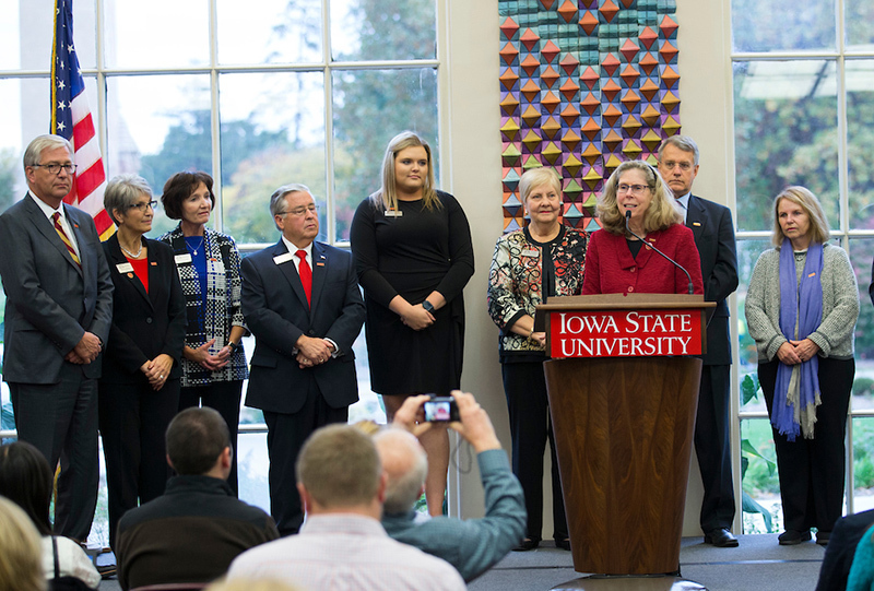 President Wintersteen flanked by regents on the day they announc