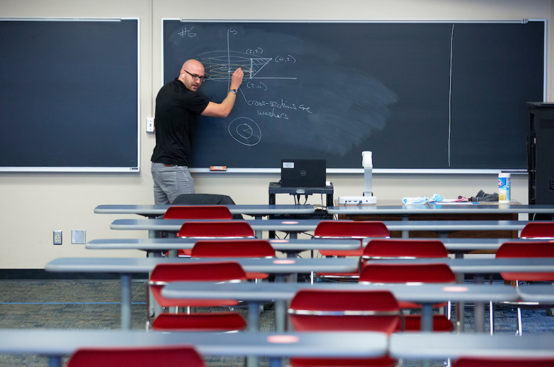 Dane Mayhook leads a help session in Carver Hall