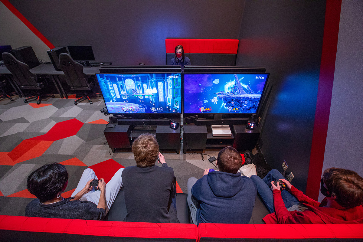 New gaming room brings students together, promotes camaraderie • Inside ...