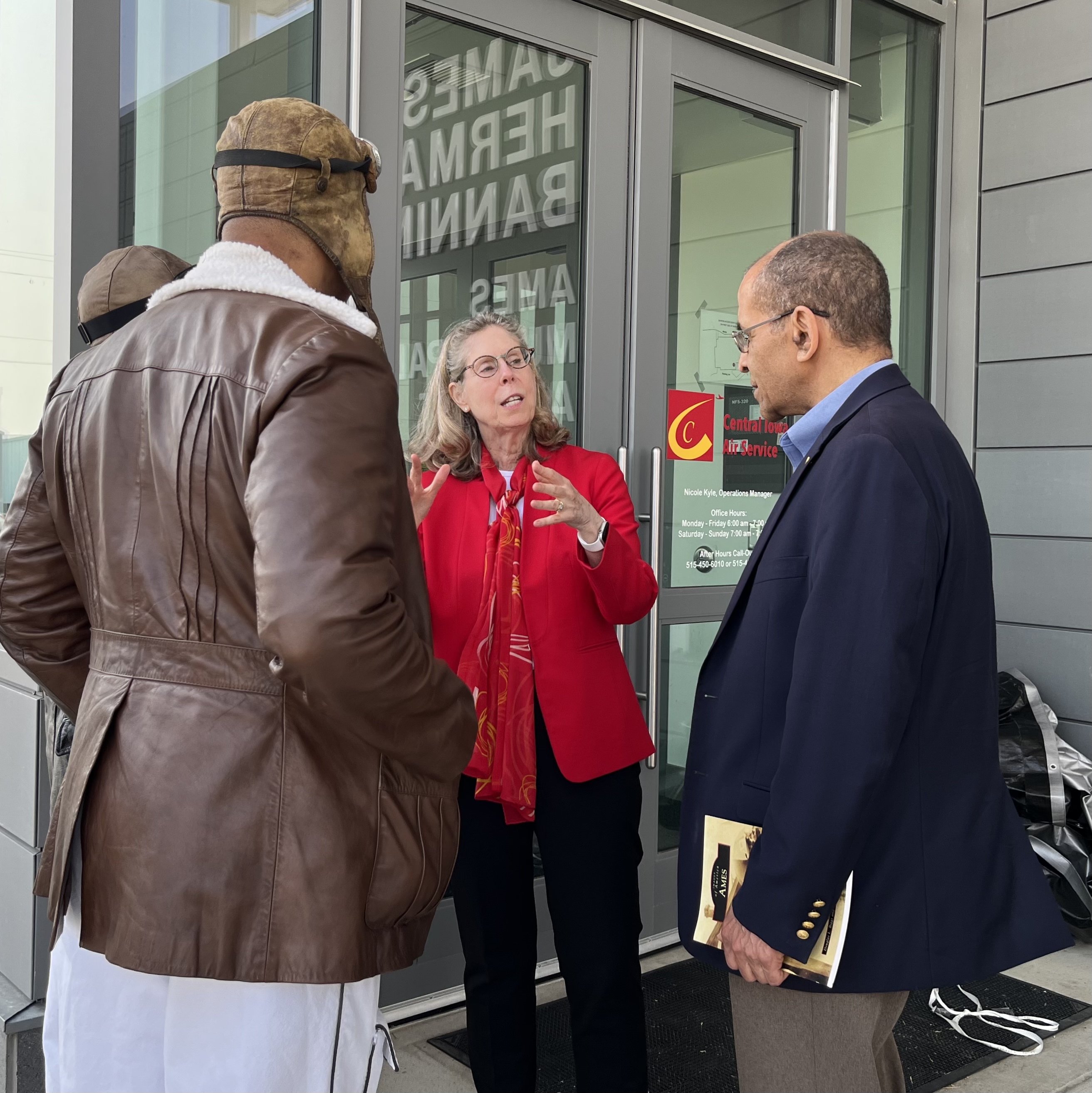 Wendy Wintersteen visits with Banning relative and two actors